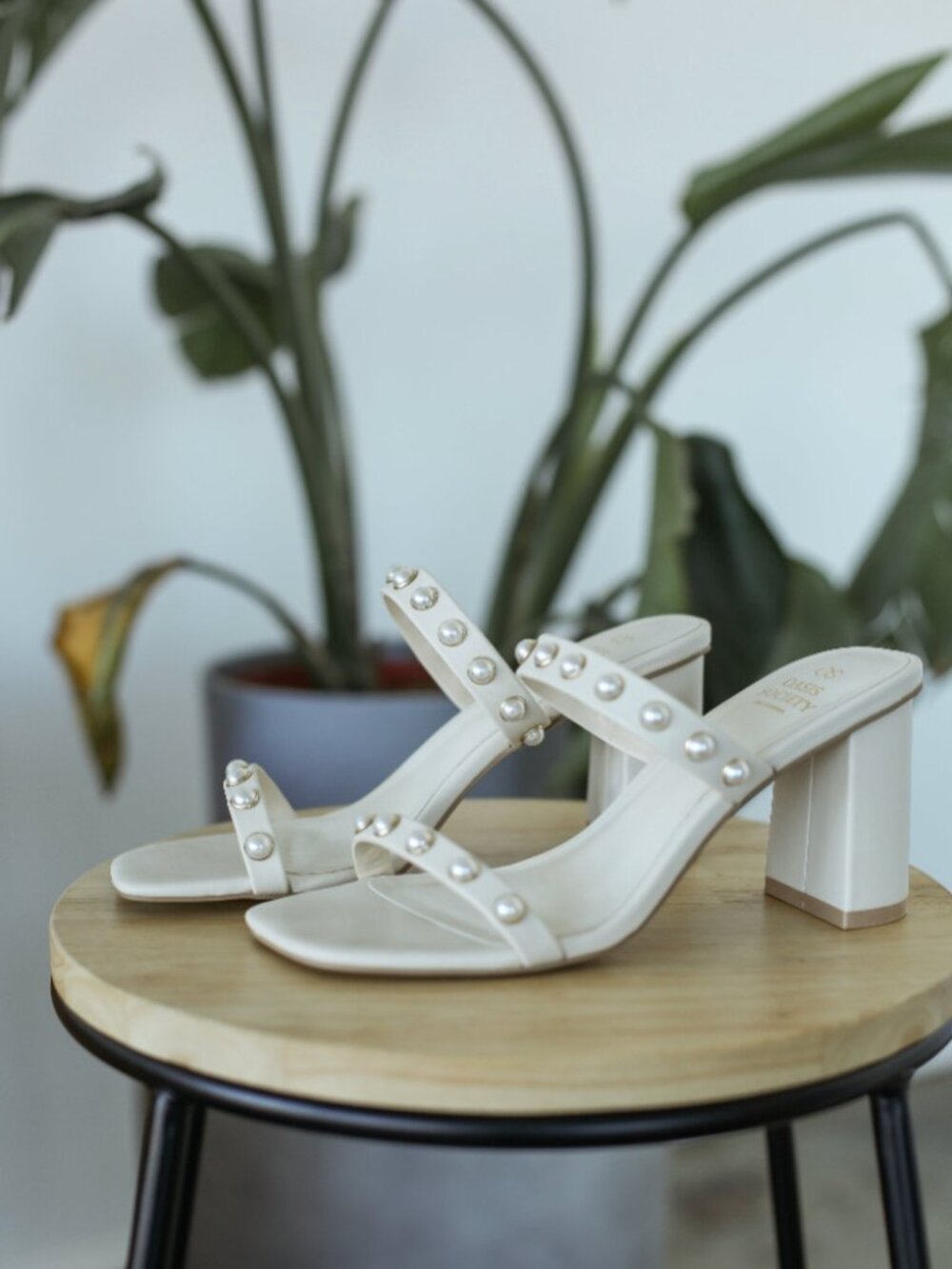 Pearl Heels